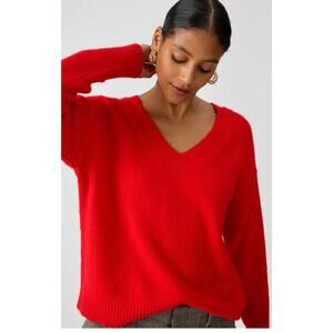 NWTO red V-neck sweater by sanctuary
Size Med